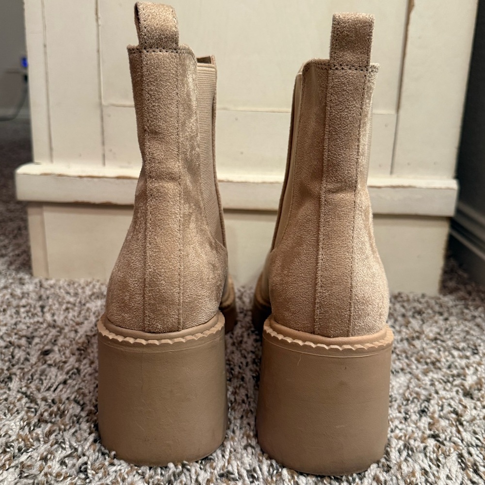 Madden Girl Platform Chelsea Boots - sand/beige - Picture 9 of 13